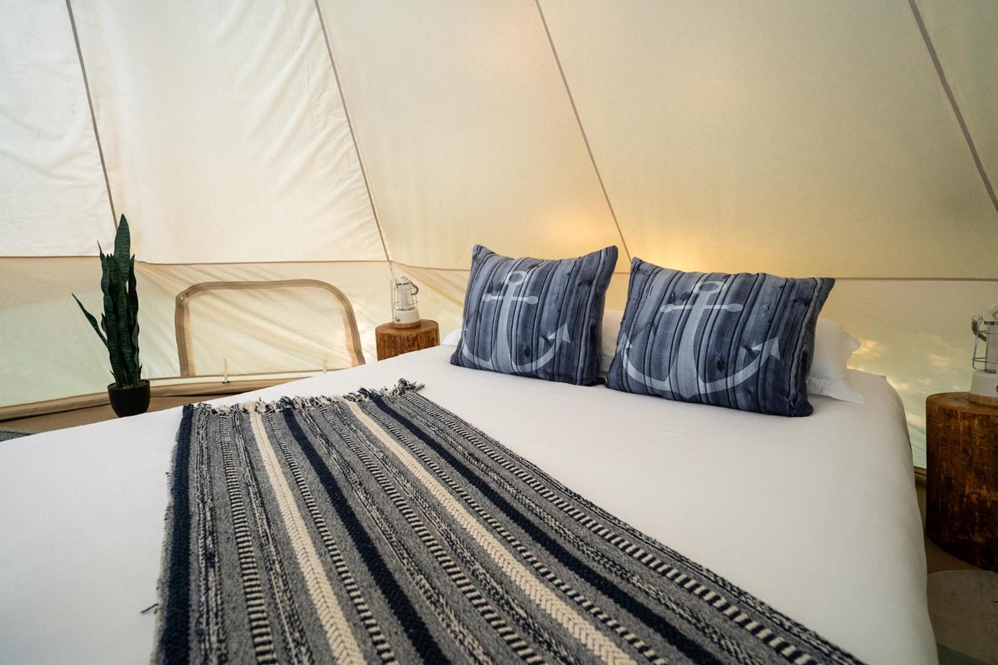 מלון Miller Lake Grotto Getaway מראה חיצוני תמונה