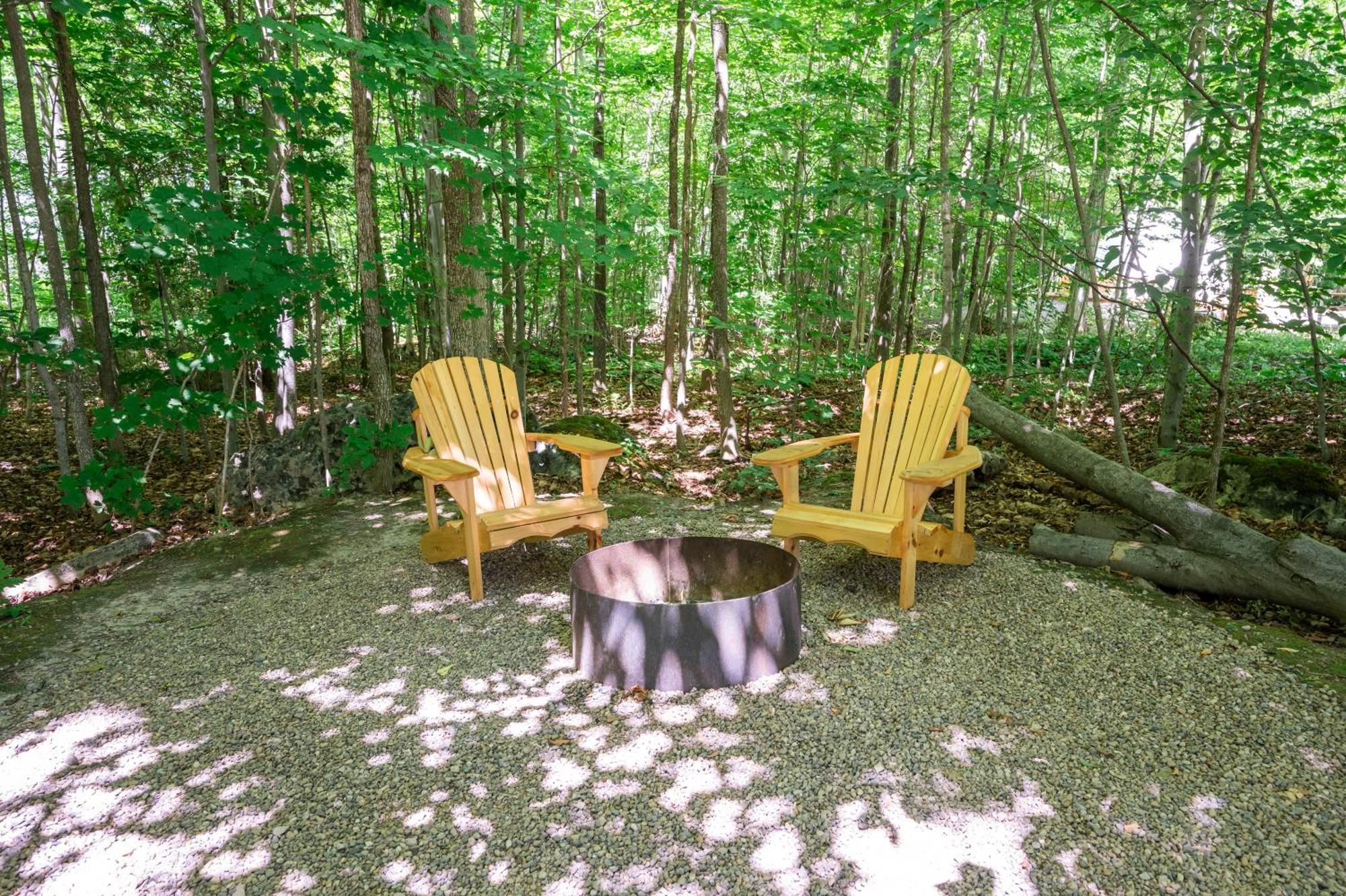 מלון Miller Lake Grotto Getaway מראה חיצוני תמונה
